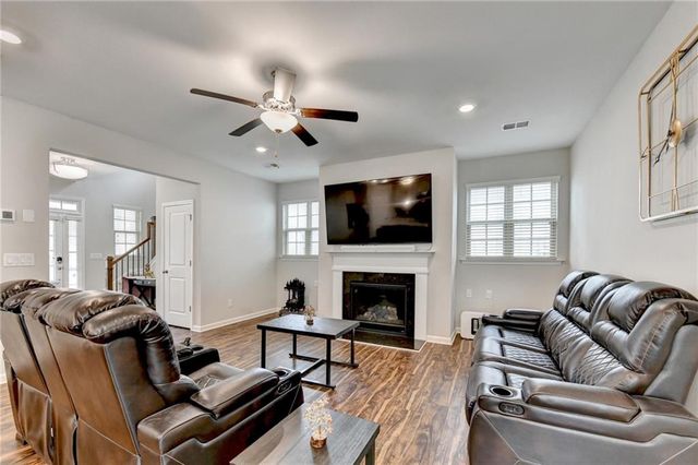 3385 Oxford Park Lane, Cumming, GA 30040