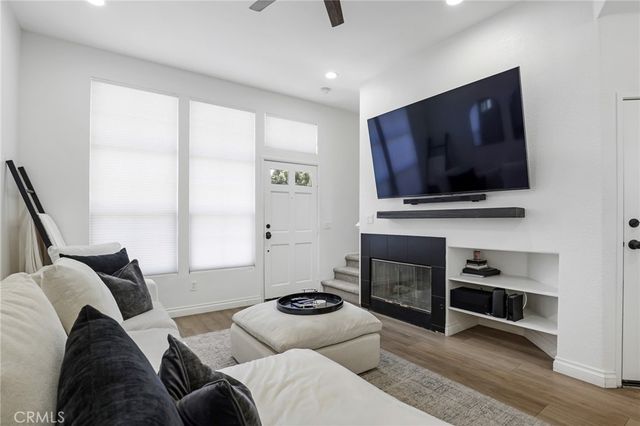 8017 E Naples, Anaheim, CA 92808