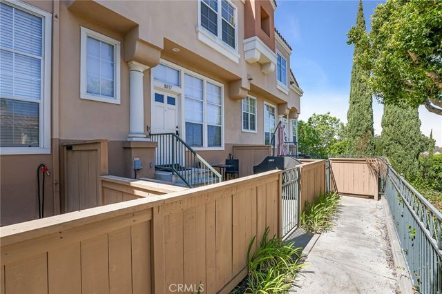 8017 E Naples, Anaheim, CA 92808
