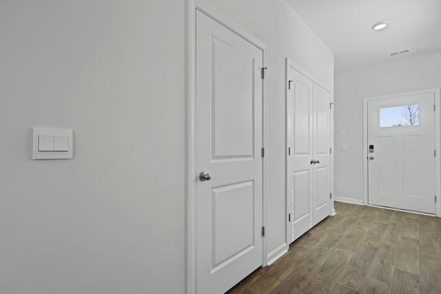 3924 Aberfeldy Lane, Ravenel, SC 29470