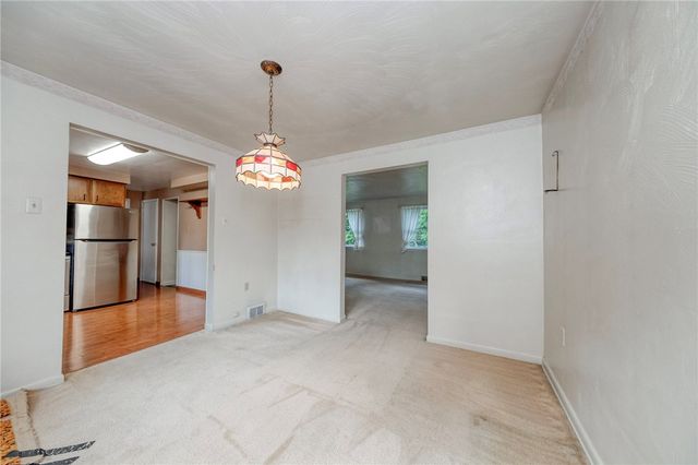 2261 Gray Ridge, Hampton, PA 15101