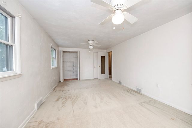 2261 Gray Ridge, Hampton, PA 15101