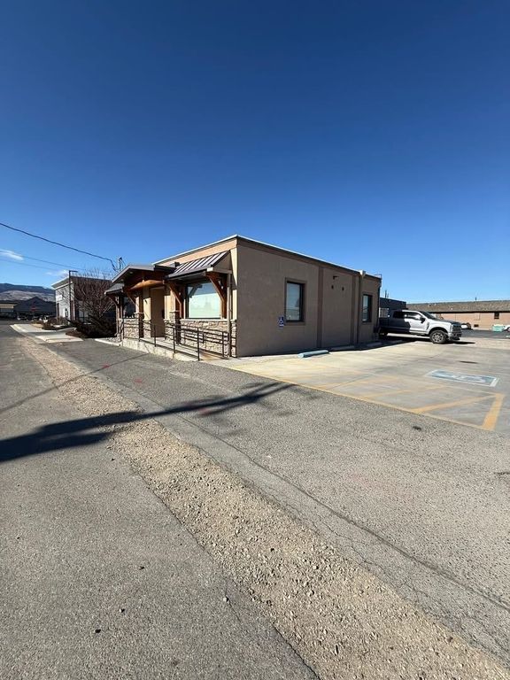 205 Trail Ave, Cody, WY 82414 photo 6