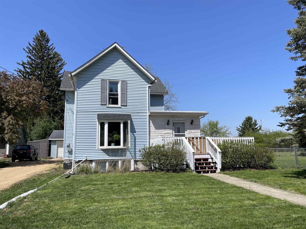 108 S Center Street, Orfordville, WI 53576