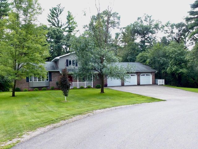 3930 BROOKWOOD LANE, Wisconsin Rapids, WI 54494