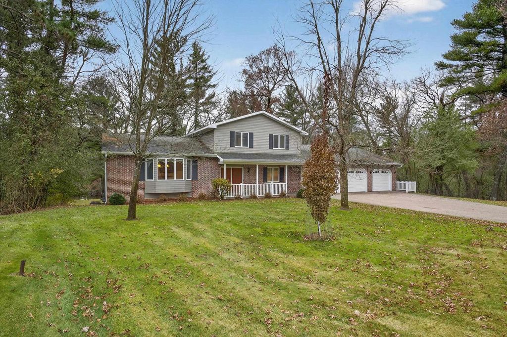 3930 BROOKWOOD LANE, Wisconsin Rapids, WI 54494