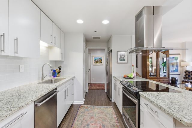 3030 Mckinney Avenue 203, Dallas, TX 75204