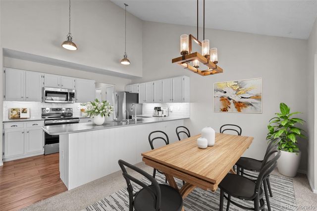 5904 S Netherland Circle, Centennial, CO 80015