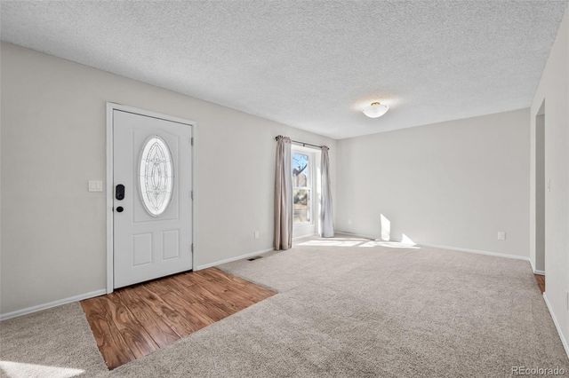 5904 S Netherland Circle, Centennial, CO 80015