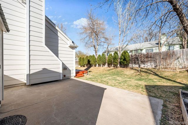 5904 S Netherland Circle, Centennial, CO 80015