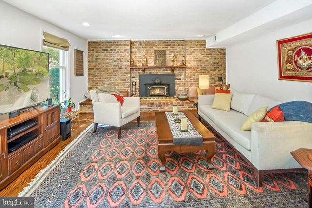 6902 TILDEN LN, North Bethesda, MD 20852