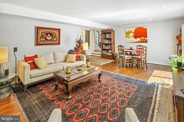 6902 TILDEN LN, North Bethesda, MD 20852