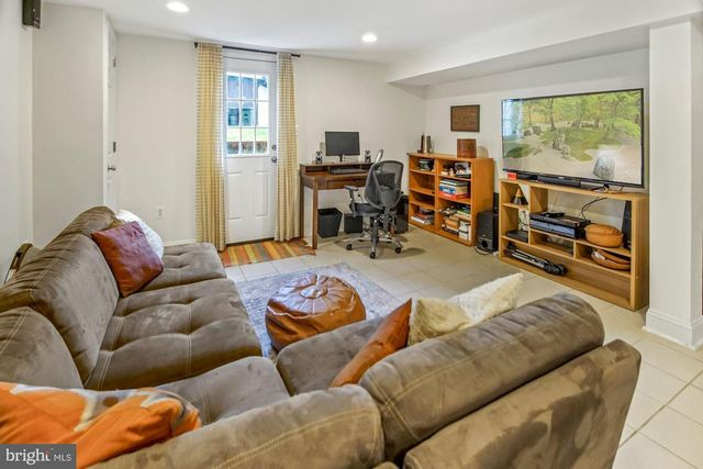 6902 TILDEN LN, North Bethesda, MD 20852