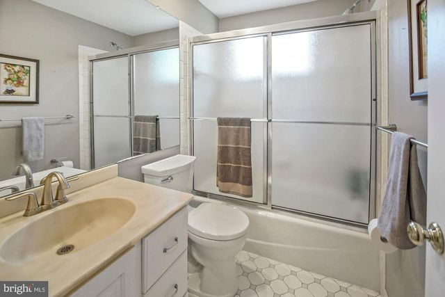 6902 TILDEN LN, North Bethesda, MD 20852