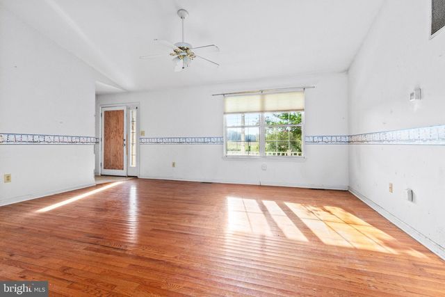 2075 VENEZIA AVE, Vineland, NJ 08361