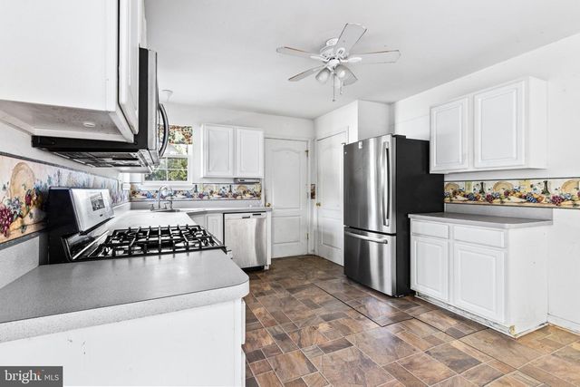 2075 VENEZIA AVE, Vineland, NJ 08361
