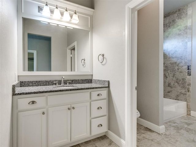 15900 Meadow Rue Lane, Edmond, OK 73013