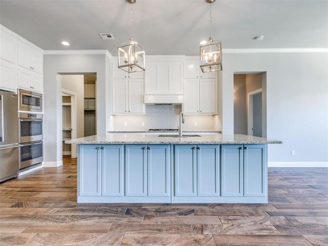 15900 Meadow Rue Lane, Edmond, OK 73013