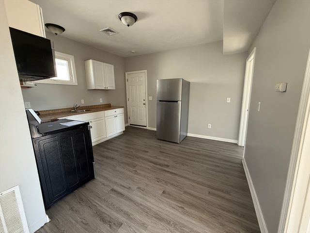 357 Howard St 1, Lawrence, MA 01841