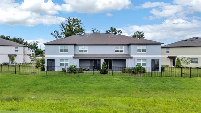 7002 RIPPLE POND LOOP, Zephyrhills, FL 33541