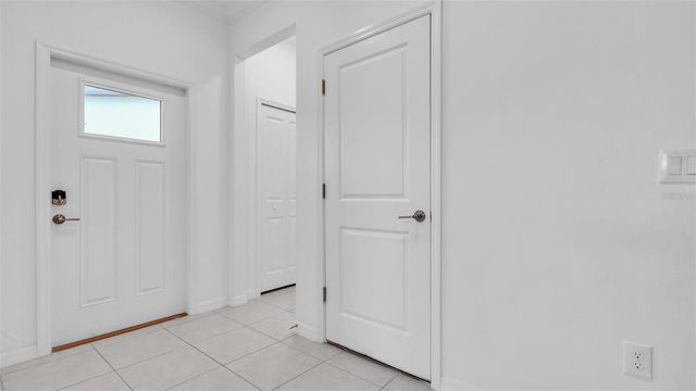 7002 RIPPLE POND LOOP, Zephyrhills, FL 33541