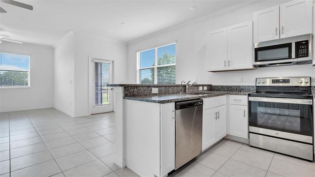 7002 RIPPLE POND LOOP, Zephyrhills, FL 33541