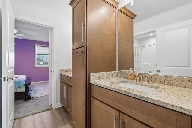 7803 Gleenwood Drive, Roscoe, IL 61073