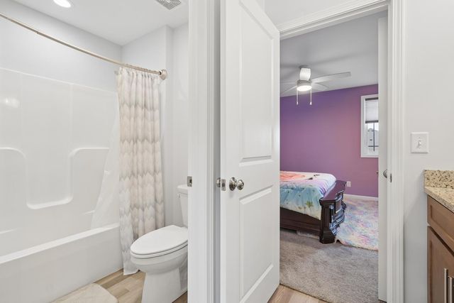 7803 Gleenwood Drive, Roscoe, IL 61073