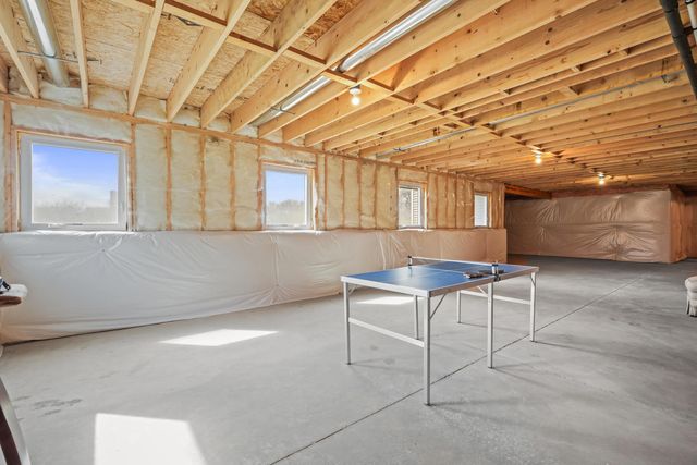 7803 Gleenwood Drive, Roscoe, IL 61073