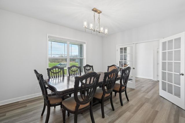 7803 Gleenwood Drive, Roscoe, IL 61073