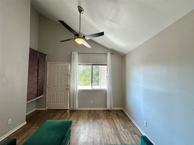 4411 Guadalupe ST 14, Austin, TX 78751