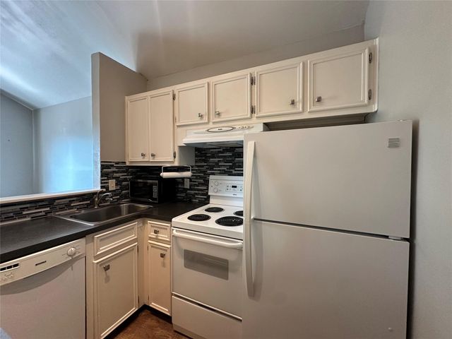 4411 Guadalupe ST 14, Austin, TX 78751