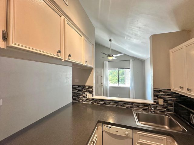 4411 Guadalupe ST 14, Austin, TX 78751