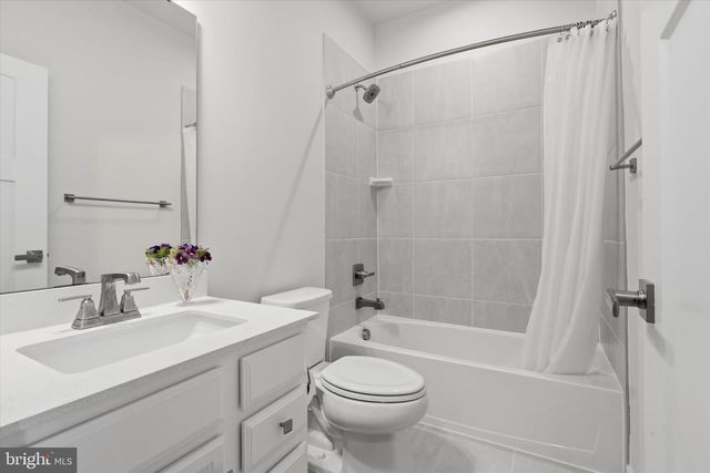 1736 ATLAS DR, Frederick, MD 21702