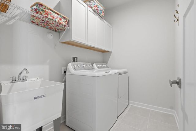 1736 ATLAS DR, Frederick, MD 21702