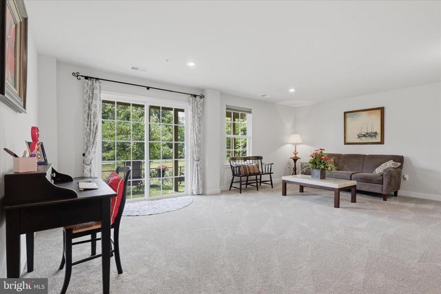 1736 ATLAS DR, Frederick, MD 21702