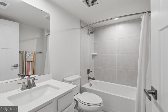 1736 ATLAS DR, Frederick, MD 21702