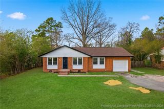 1425 E Manchester Road, Spring Lake, NC 28390