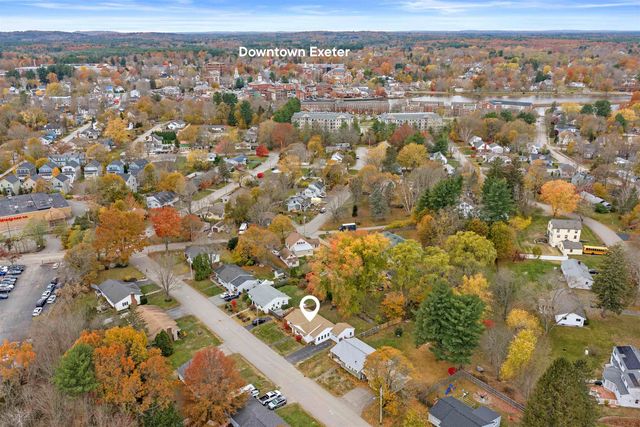 8 Bonnie Drive, Exeter, NH 03833