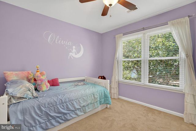 8534 CHASE GLEN CIR, Fairfax Station, VA 22039