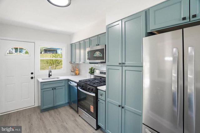 1004 FLAGTREE LN, Baltimore, MD 21208