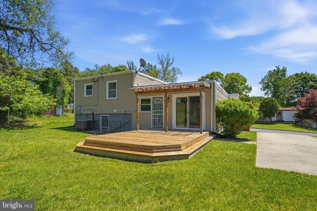 1004 FLAGTREE LN, Baltimore, MD 21208