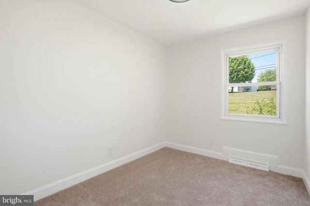 1004 FLAGTREE LN, Baltimore, MD 21208