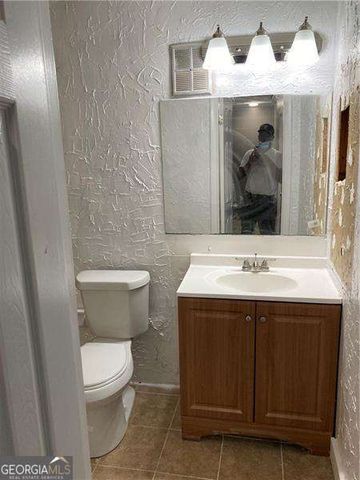 231 Country Club Drive, Jonesboro, GA 30238