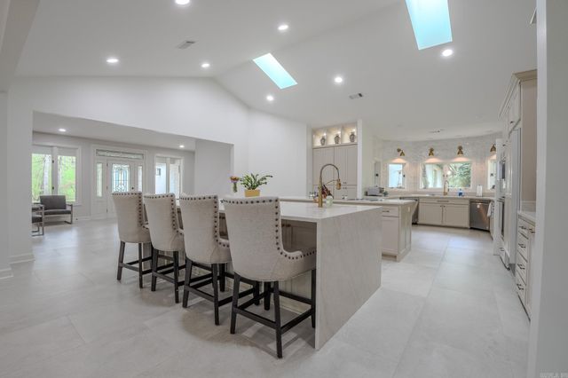 28721 Kanis Road, Paron, AR 72122