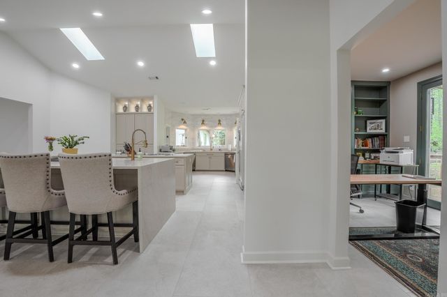 28721 Kanis Road, Paron, AR 72122