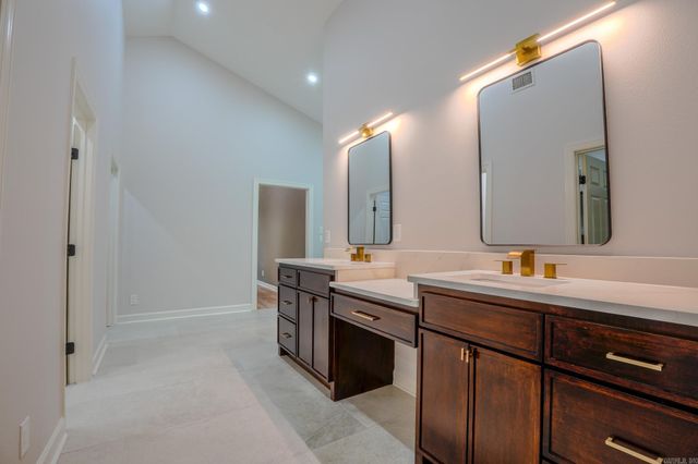 28721 Kanis Road, Paron, AR 72122