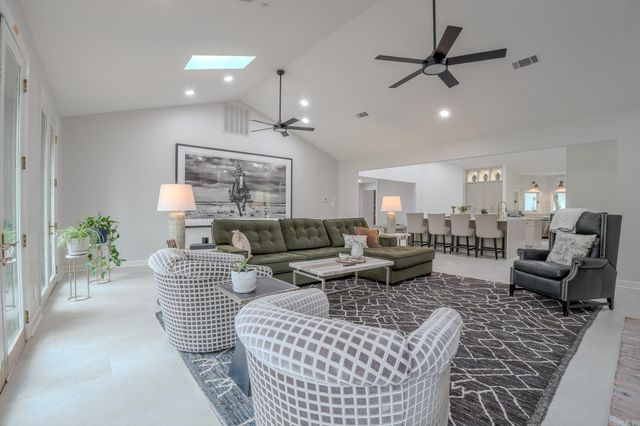 28721 Kanis Road, Paron, AR 72122