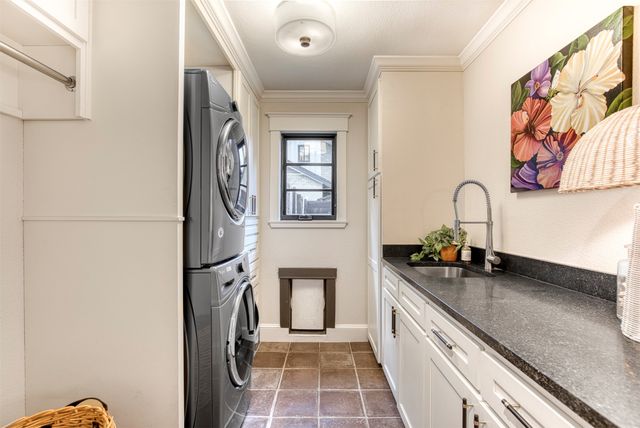 5929 Club Oaks Drive, Dallas, TX 75248