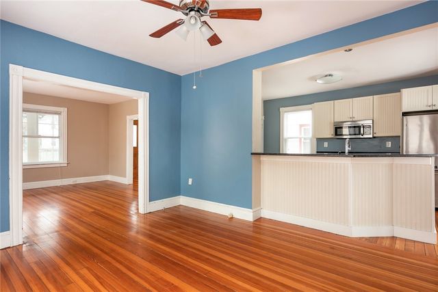 5 Cummings Road, Newport, RI 02840